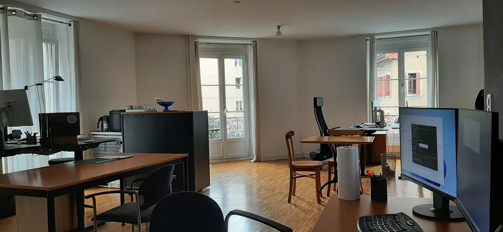 Lab7 Coworking Lausanne, Privatbüro mit 4 Arbeitsplätzen, Lausanne