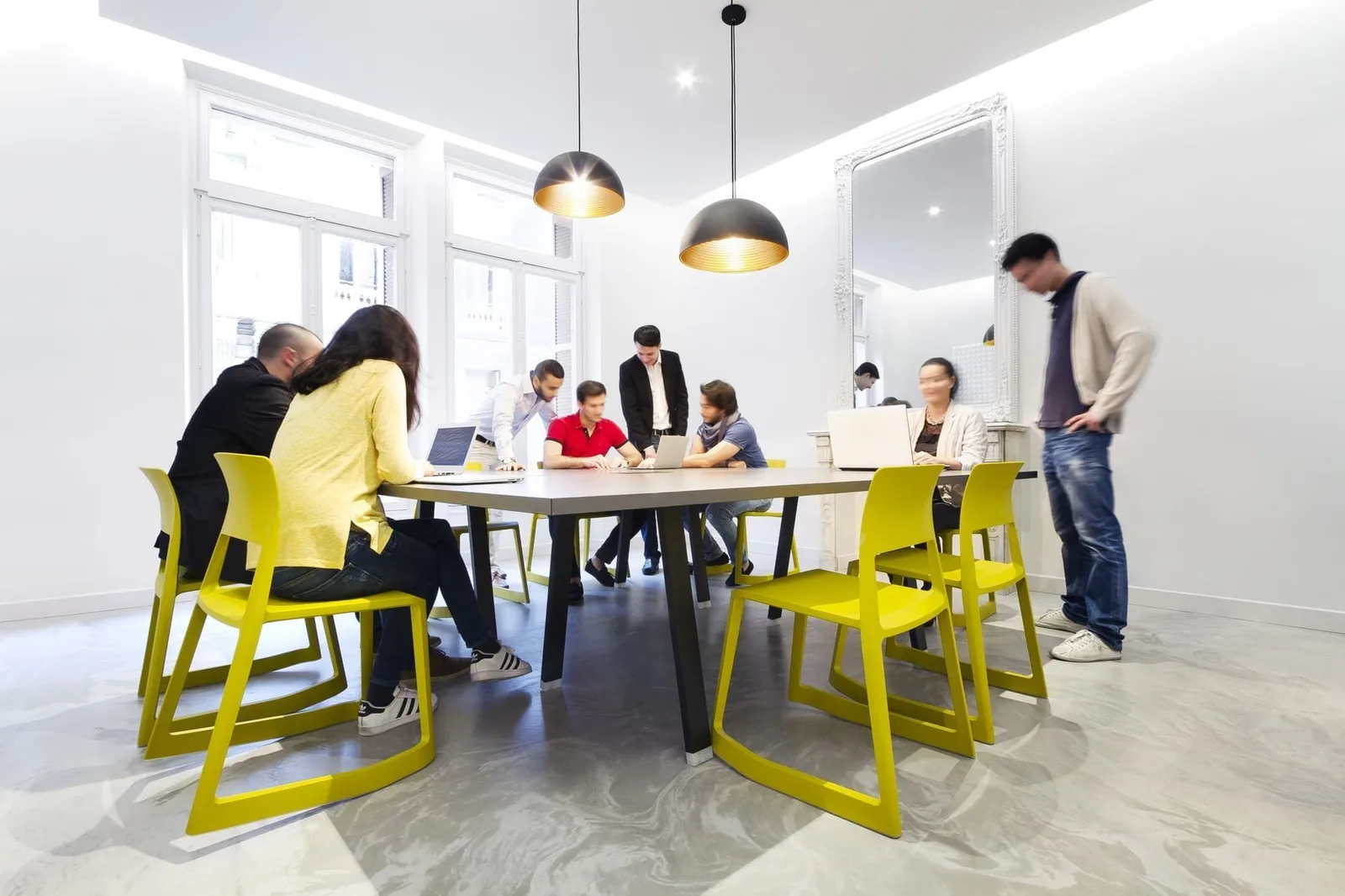 Le LABO Coworking, Meeting room for 8 people, Nice