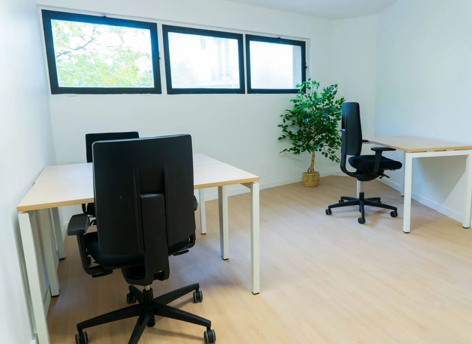The Labspace, Privatbüro mit 3 Arbeitsplätzen, Paris 12e