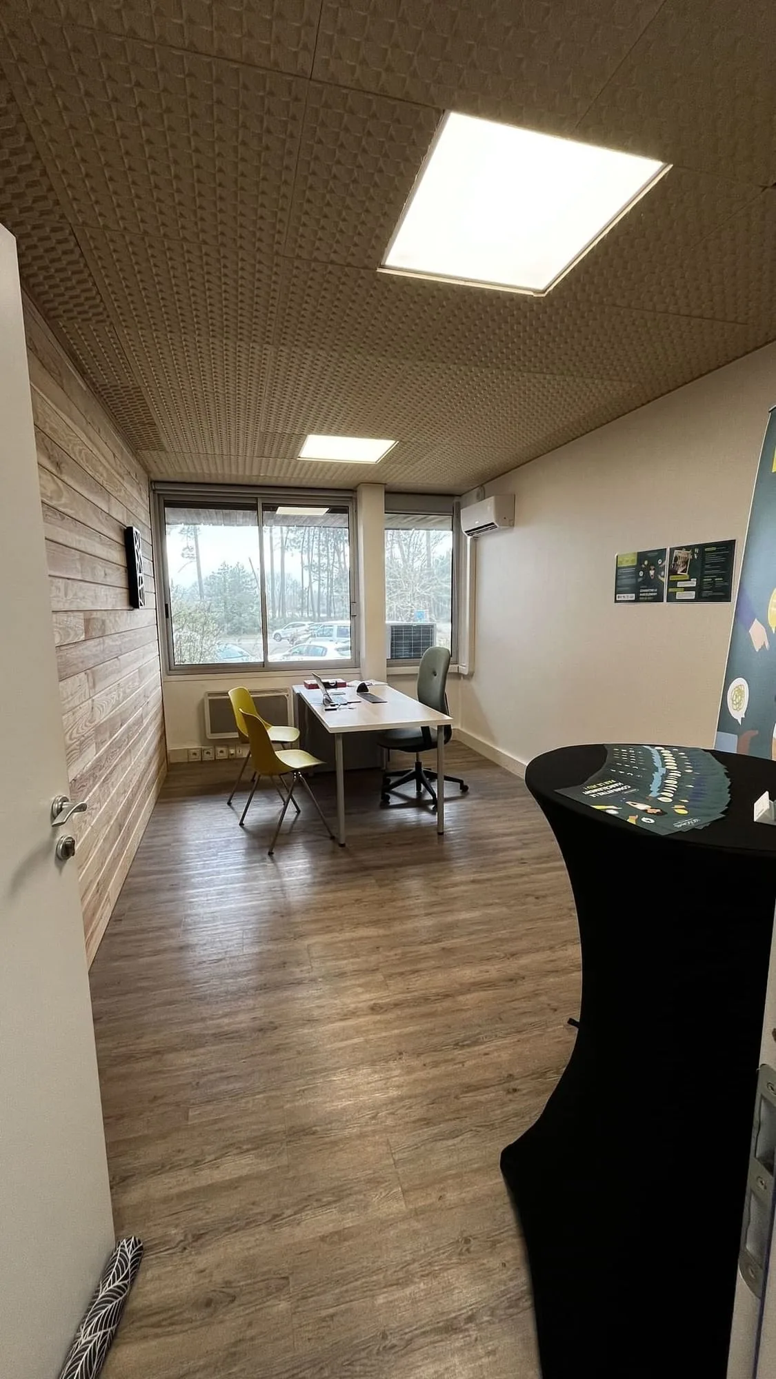 Lacowo, Private office, 1 desk, Pontonx sur l’Adour