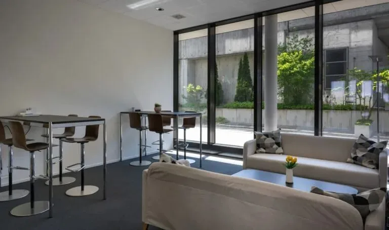 Lakeside Business Center, Area relax, Zugo