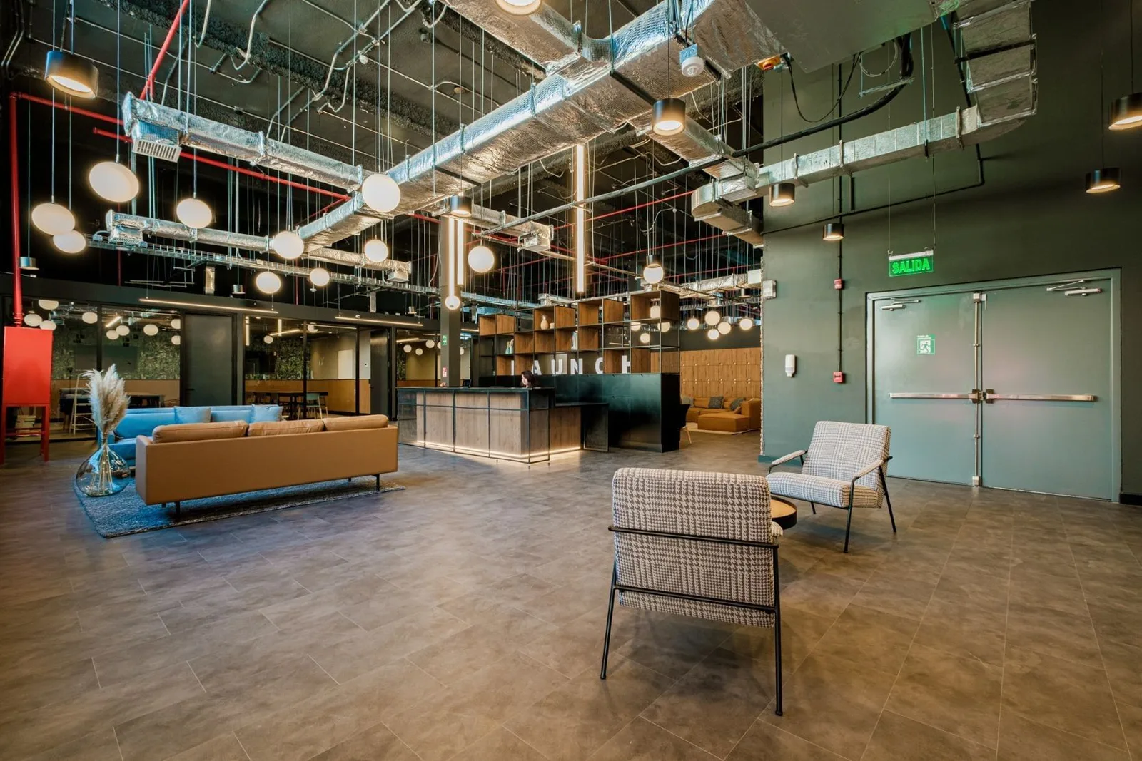 Launch Cowork Mallplaza Vespucio, Reception, La Florida