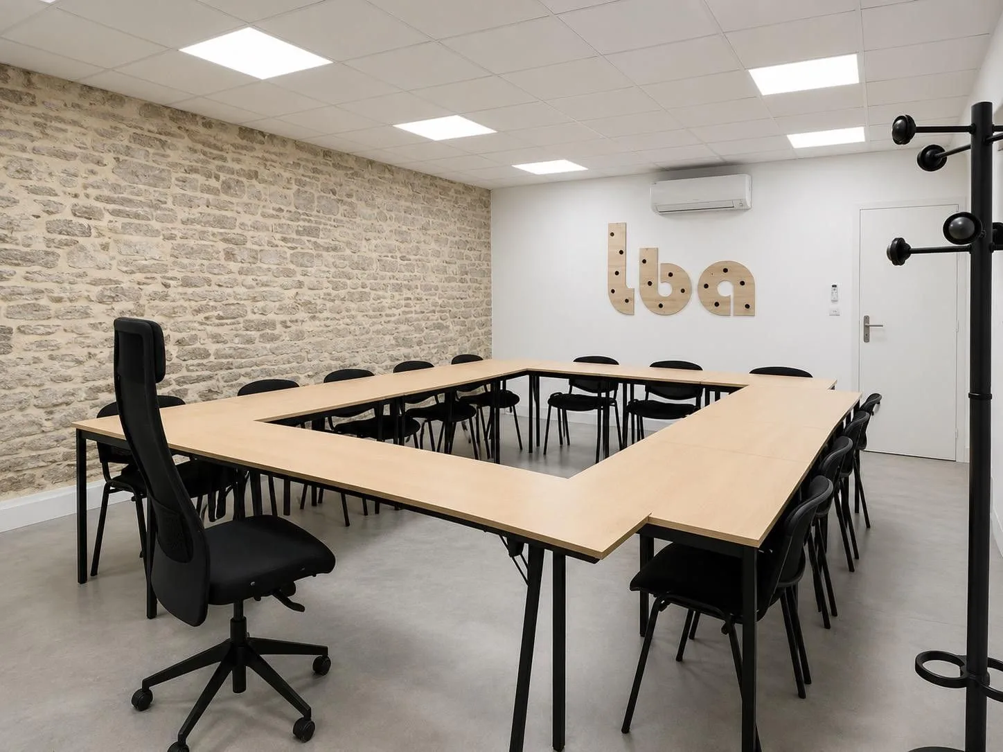LBA Centres d'Affaires Beaune, Salle de réunion 18 personnes, Beaune