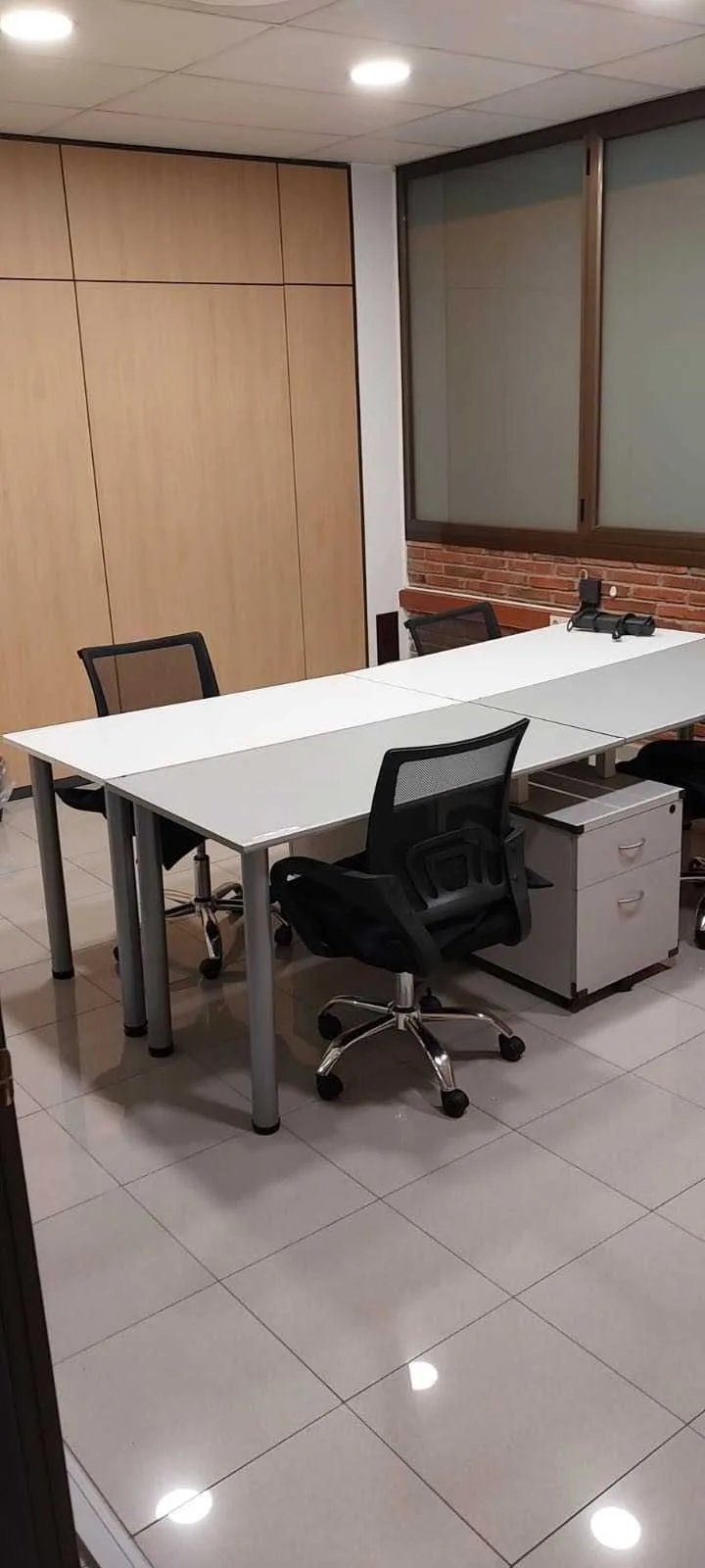 Leader Cowork, Escritório privativo com 4 postos, Barcelona