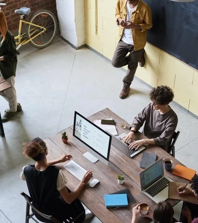 Leader space, Espace de coworking, Taza