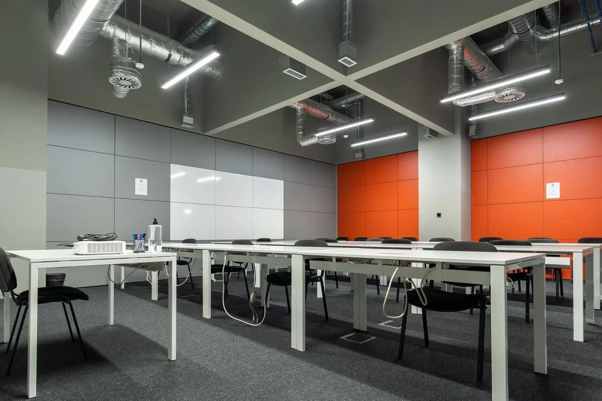 Leap Workspace Sete Rios, Salle de formation 12 personnes, Lisbonne