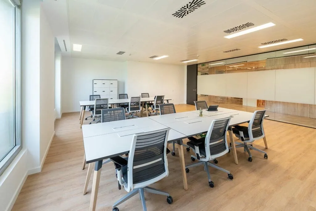 Lexington Diagonal 545 Complejo L’Illa, Private office, 12 desks, Barcelona