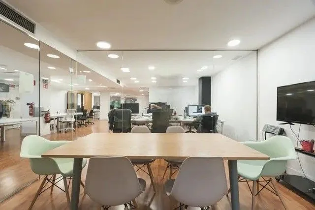 LIVINK Coworking, Sala de reuniones para 6 personas, Madrid