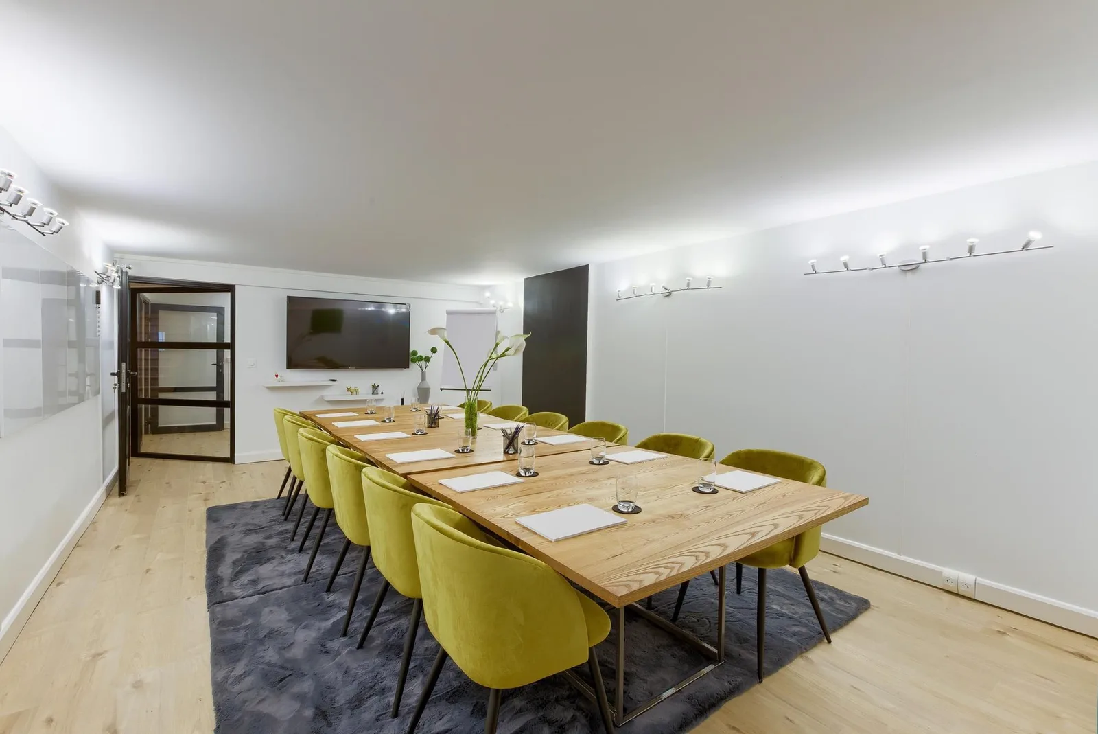 Le Loft - Orsay, Salle de réunion 12 personnes, Orsay