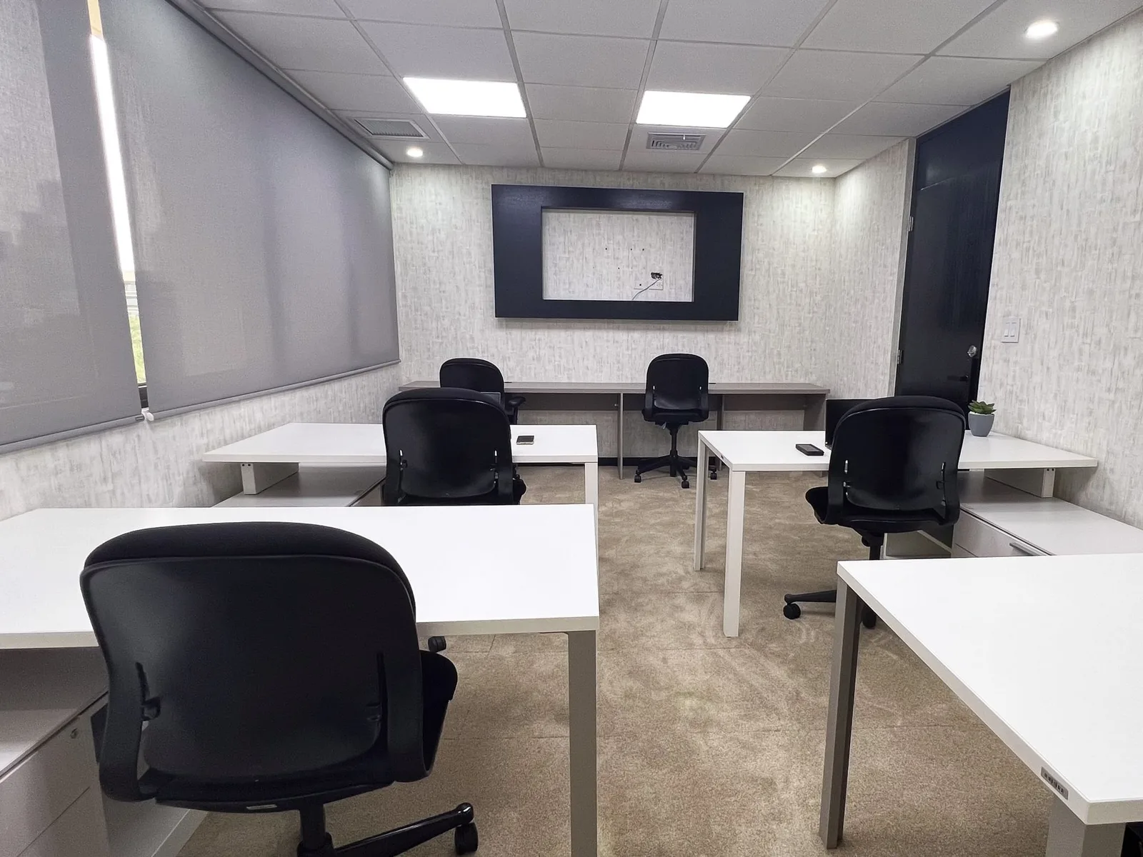 Logicenter Coworking, Despacho privado con 5 puestos, Panama City