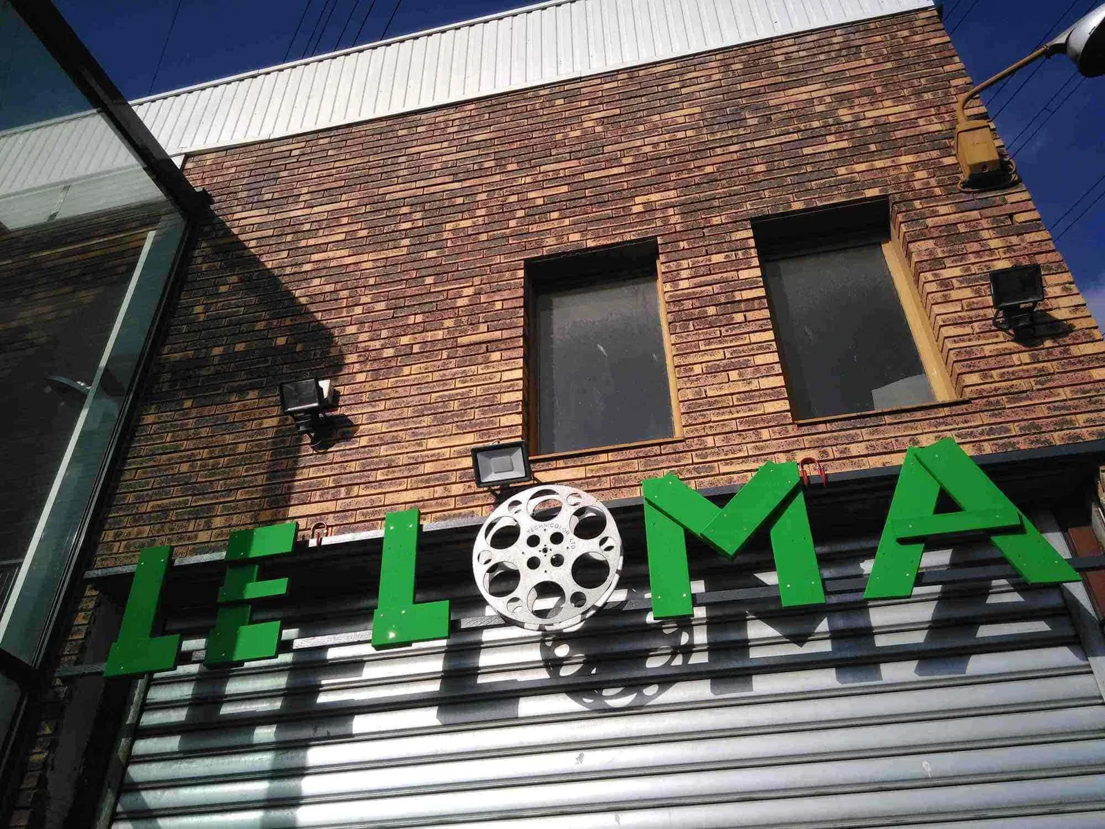 Le Loma, Gebäudefassade, Massy