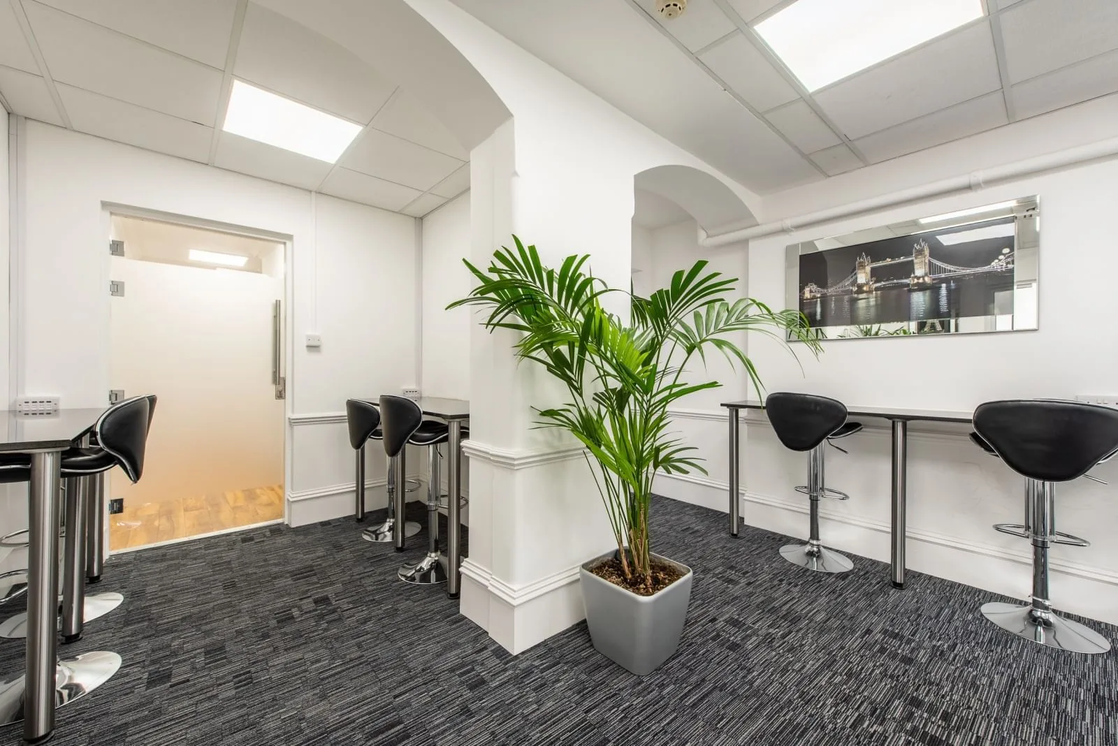 LRP London - Lincolns Inn Fields, Coworking space, London