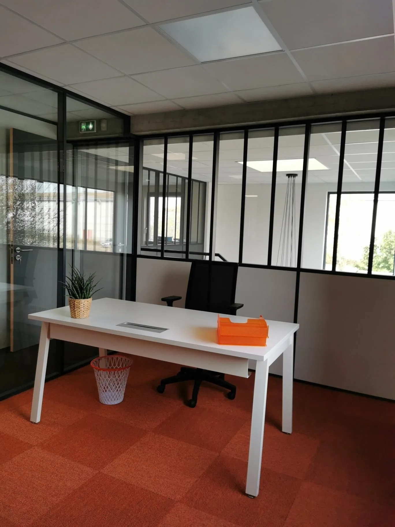 LTI CO WORKING, Private office, 1 desk, Bailleul