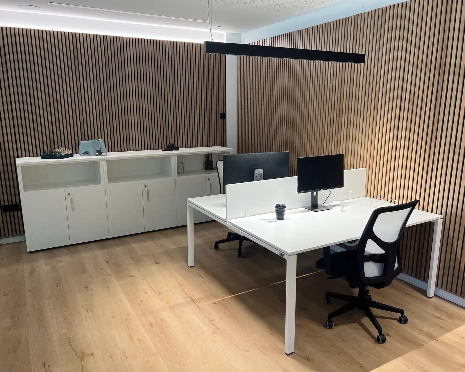 Magnet Coworking, Bureau privatif 4 postes, Vic