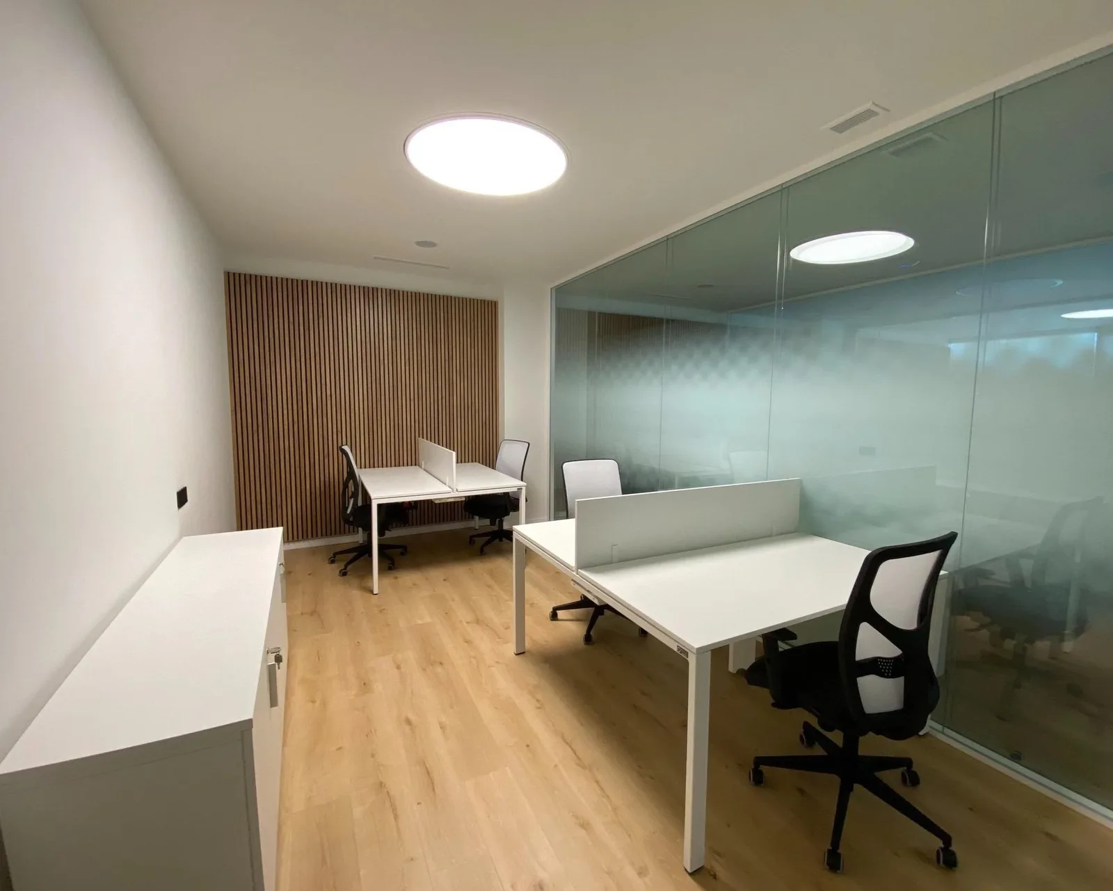 Magnet Coworking, Bureau privatif 4 postes, Vic