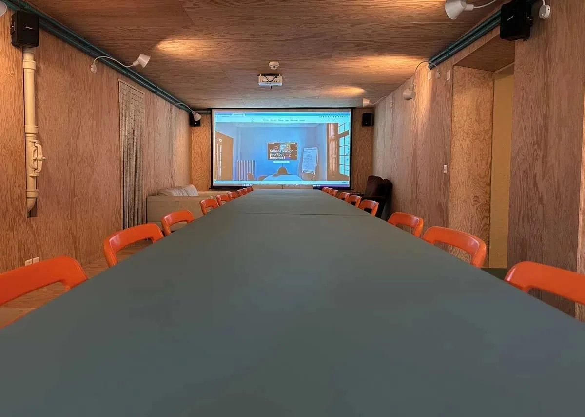 La Maison Blanche Monthey, Besprechungsraum für 16 Personen, Monthey