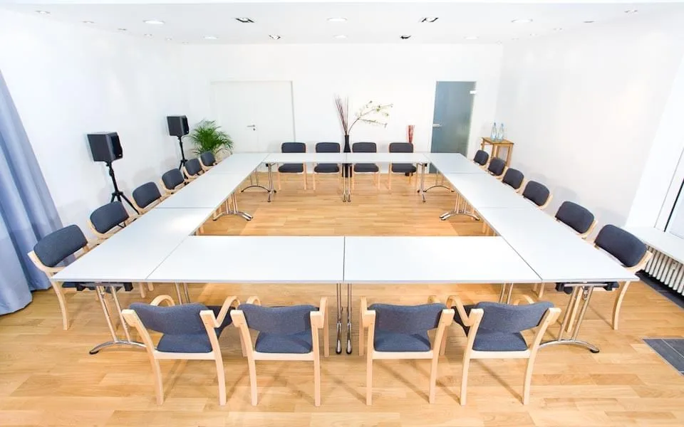 MAK - Seminar, Besprechungsraum für 24 Personen, Köln