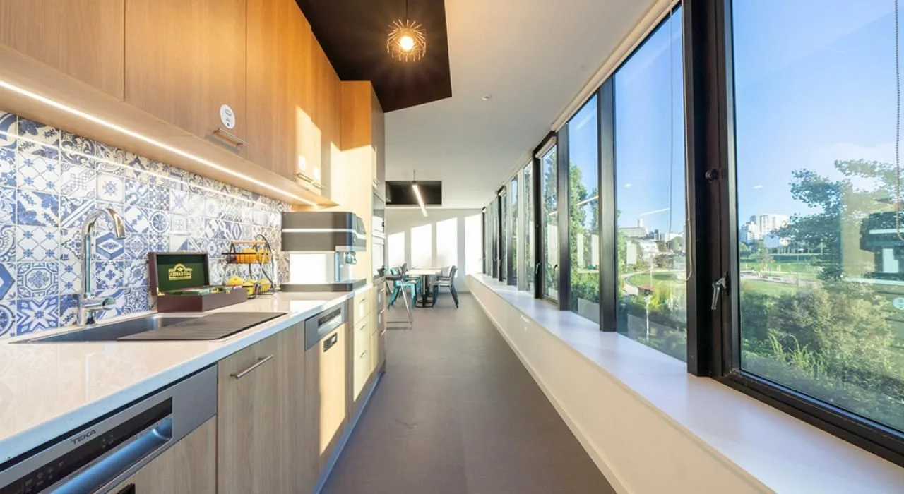 Maleo Offices Sete Rios, Kitchen, Lisbon