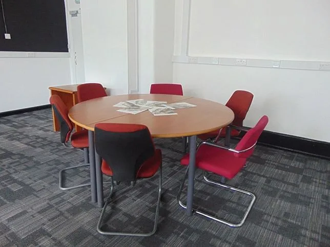 Malik House Business Centres, Salle de réunion 6 personnes, Bradford