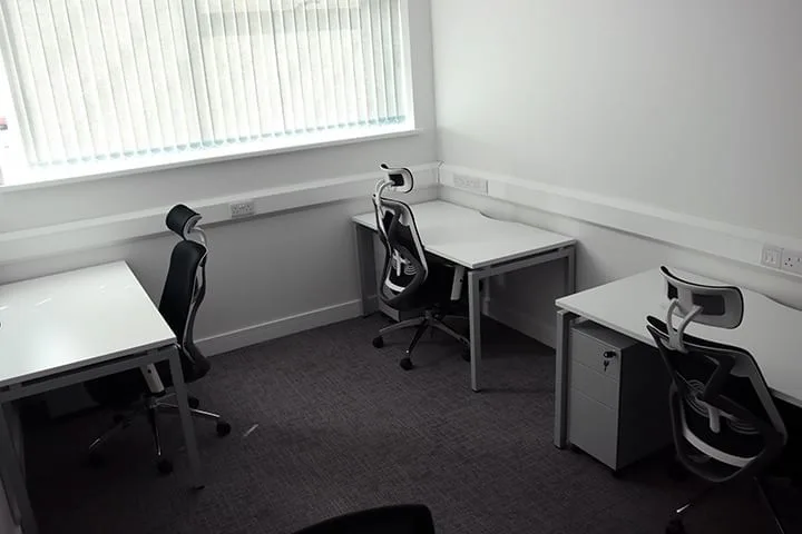 McCue House, Bureau privatif 3 postes, Grimsby