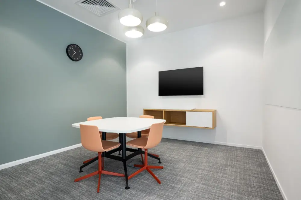 Regus QC, Saint Laurent - Ville St-Laurent, Meeting room 622, Saint Laurent, QC