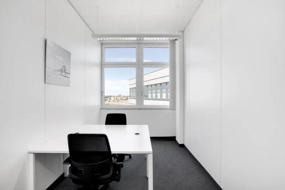 Regus SAPPORO, Odori, Meeting room 917, Sapporo