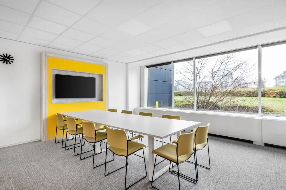 Regus NV, Las Vegas - Arroyo Crossing, Meeting room Boardroom, Las Vegas, NV