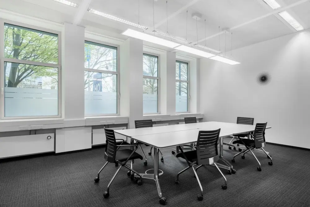 Regus CA, Newark - Balentine, Meeting room Boardroom/VC Studio, Newark, CA