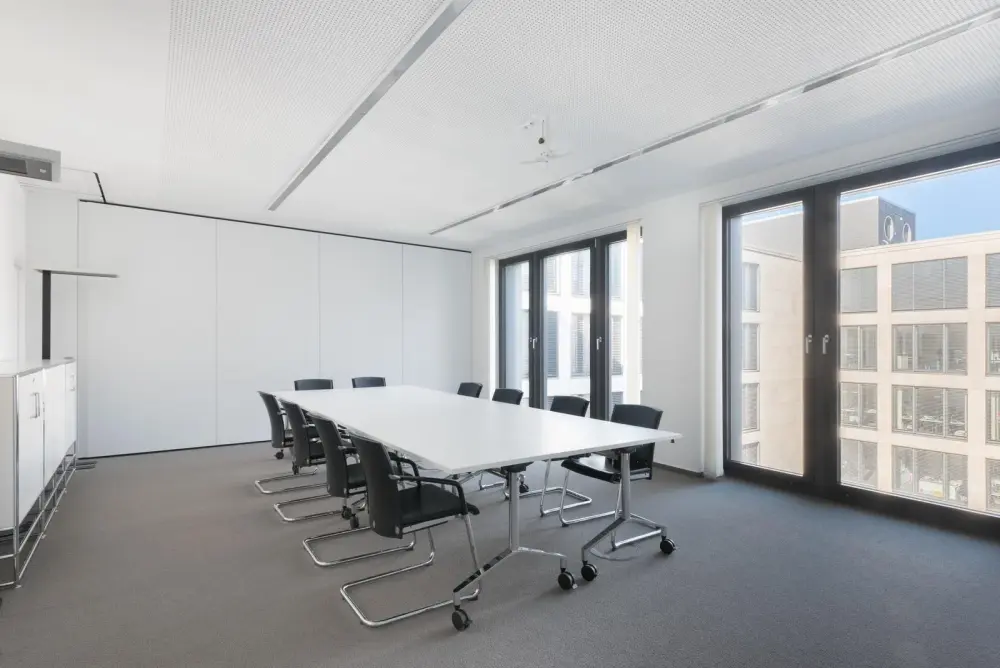 Regus IL, Chicago - O'Hare Airport, Meeting room Brooks, Rosemont, IL