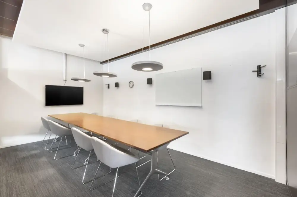 Regus Fukuoka, Tenjin Business Center, Meeting room Crystal, Fukuoka