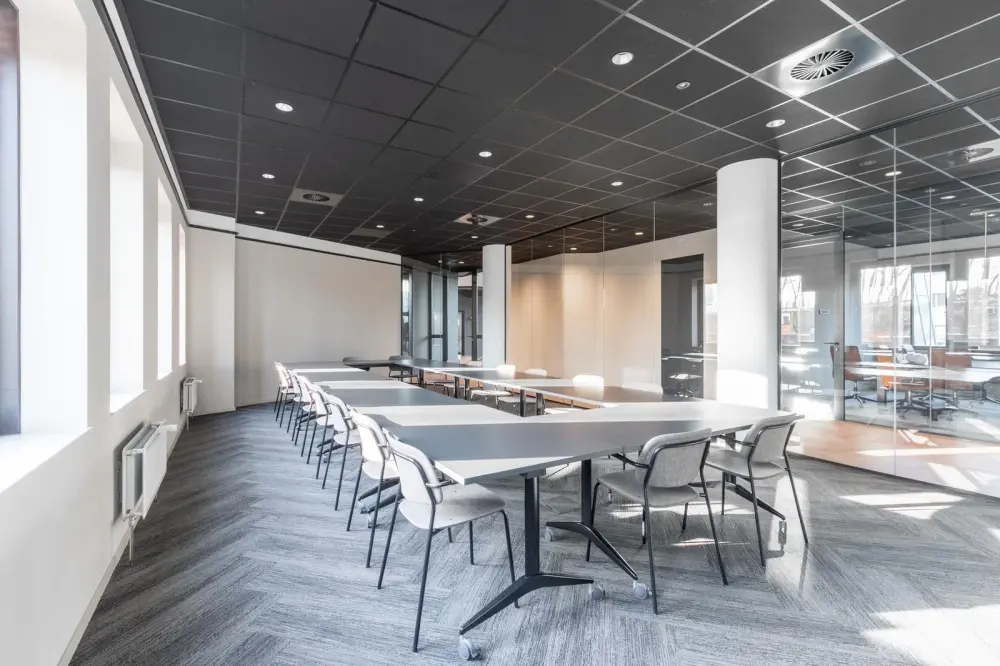 Regus IL, Chicago - O'Hare Airport, Meeting room Hemingway, Rosemont, IL