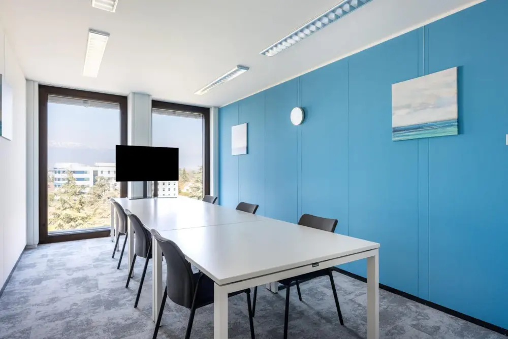 Regus MI, Southfield - Onyx Office Plaza, Meeting room MR 402, Southfield, MI