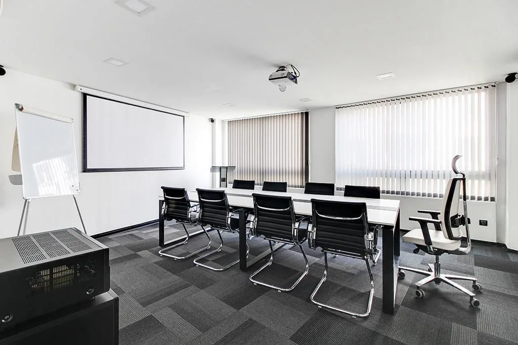 MHM Immobilier, Meeting room for 8 people, Lyon 7e
