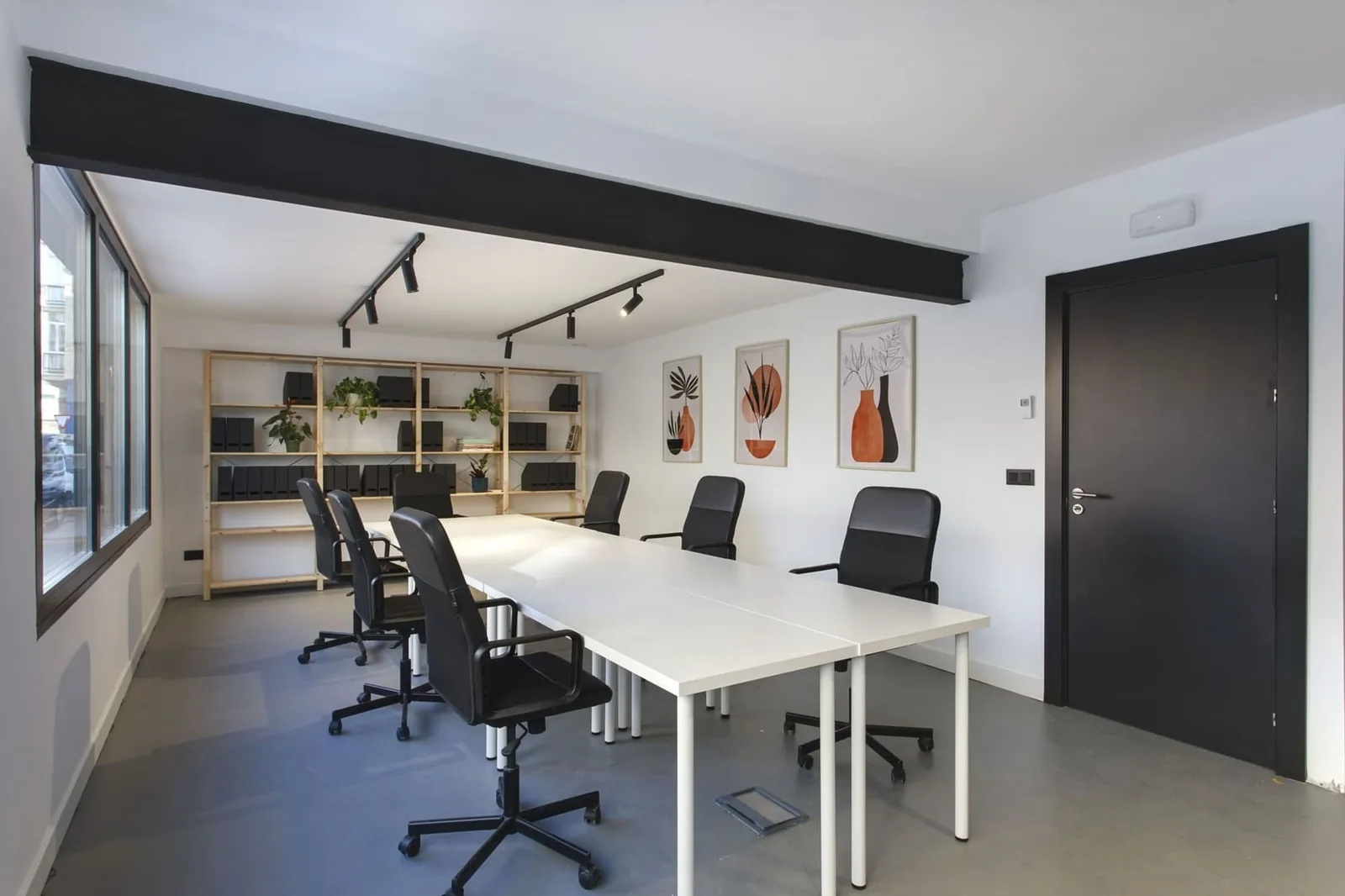 Miso Coworking Calle Uztarroz 16, Salle de réunion 8 personnes, Pamplona