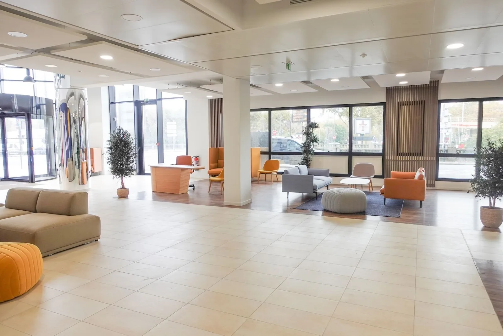 Mitwit Paris 14 Porte d'Orléans, Reception, Montrouge