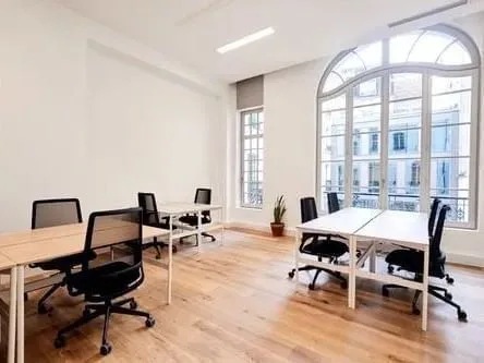 Morning Boulogne Billancourt, Privatbüro mit 8 Arbeitsplätzen, Boulogne-Billancourt