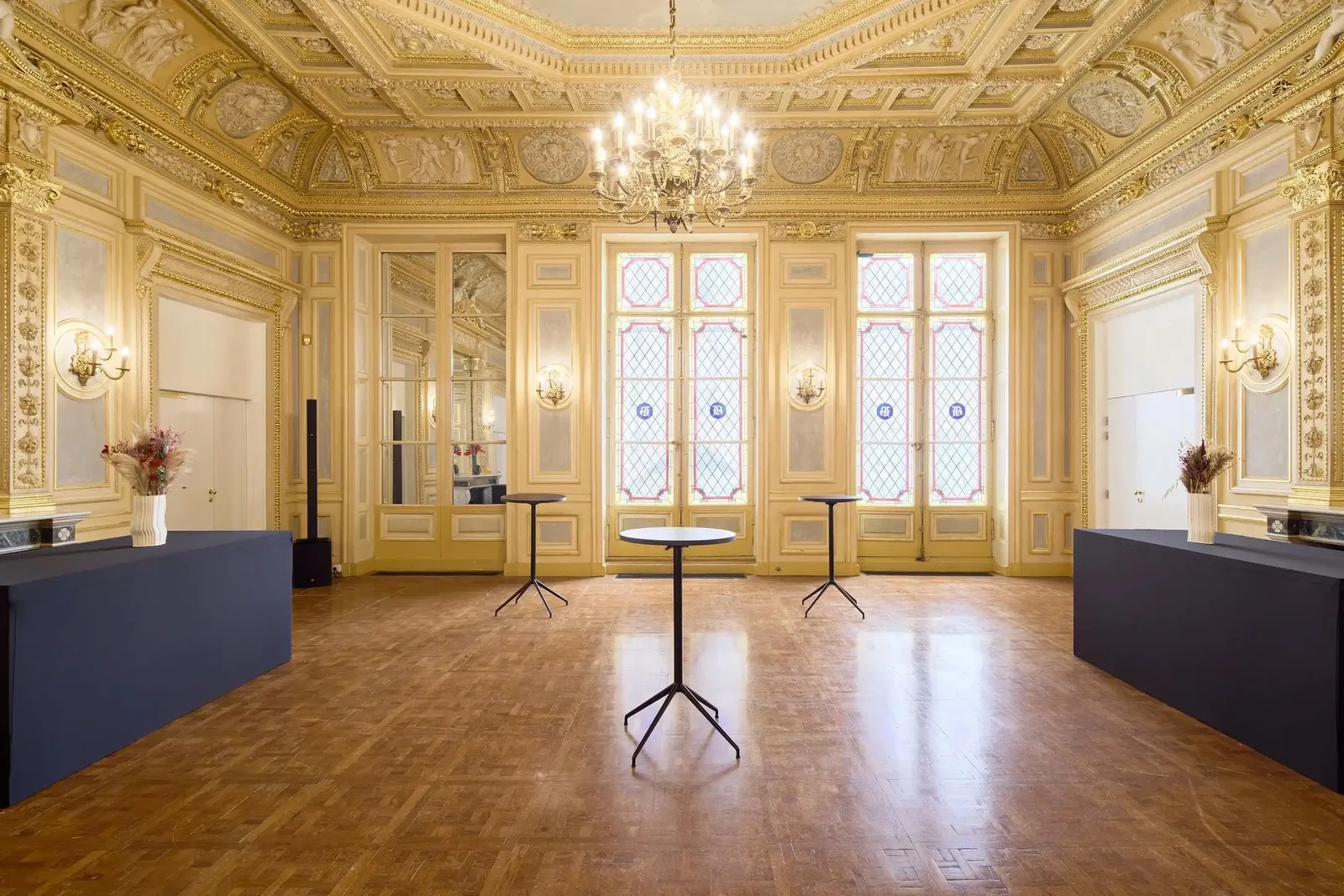 Morning Panoramas, Common area, Paris 2e