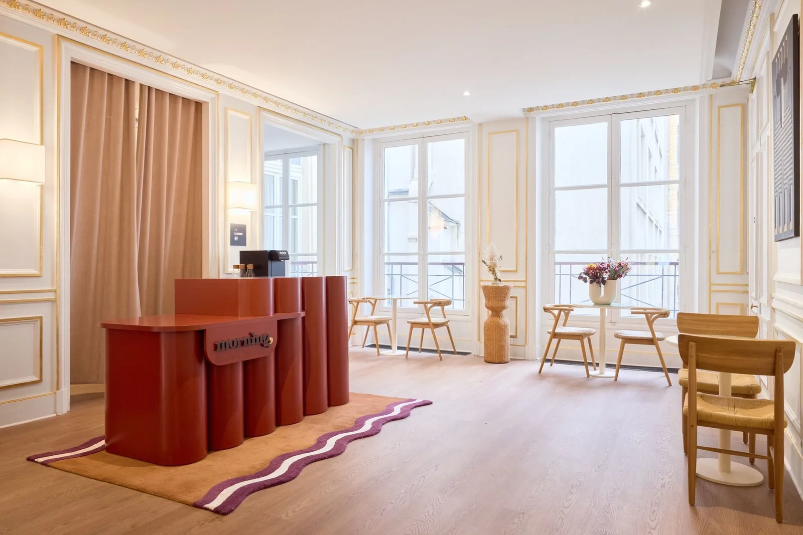 Morning Panoramas, Reception, Paris 2e