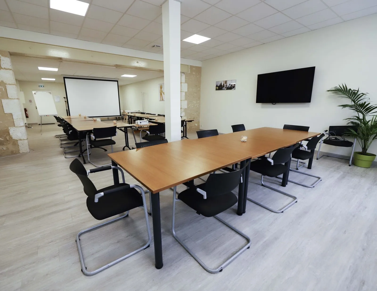 Le Moulin de l'Abbaye, Training room for 14 people, La Couronne