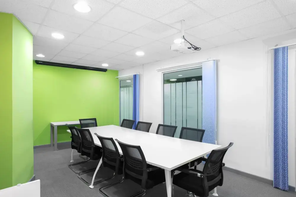 Regus Bnei Brak, BBC, חדר ישיבות MR-01, בני ברק