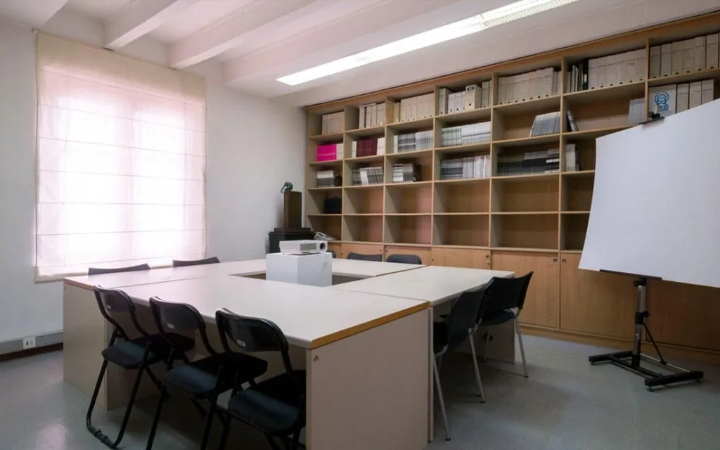 Ms 31 Coworking, Meeting room for 10 people, Zaragoza