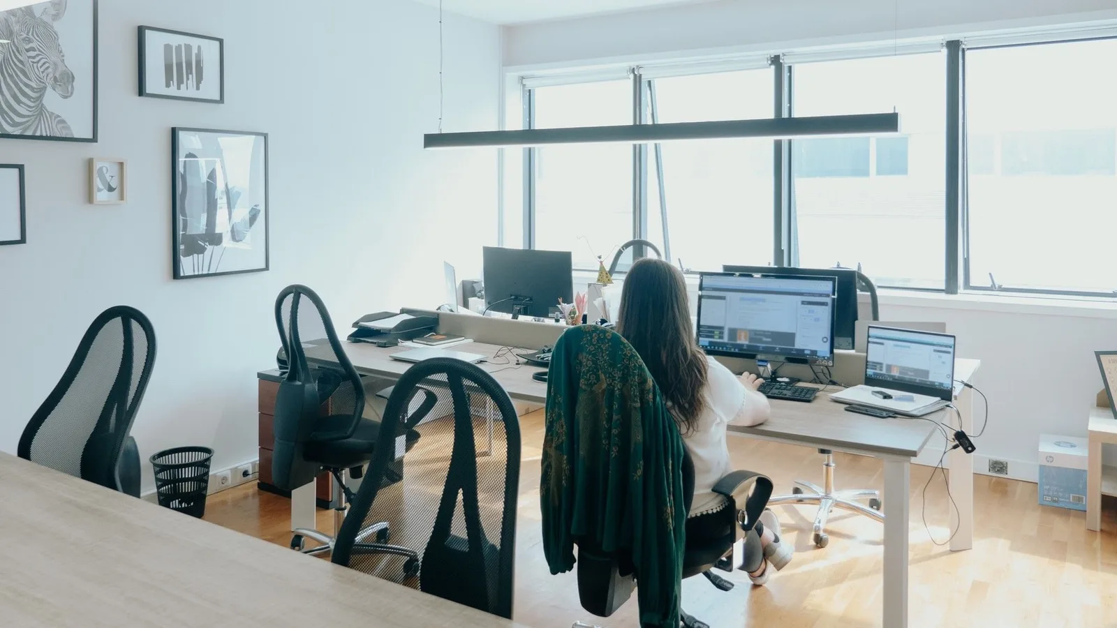 My Desk Coworking Solutions, Bureau privatif 4 postes, Maia