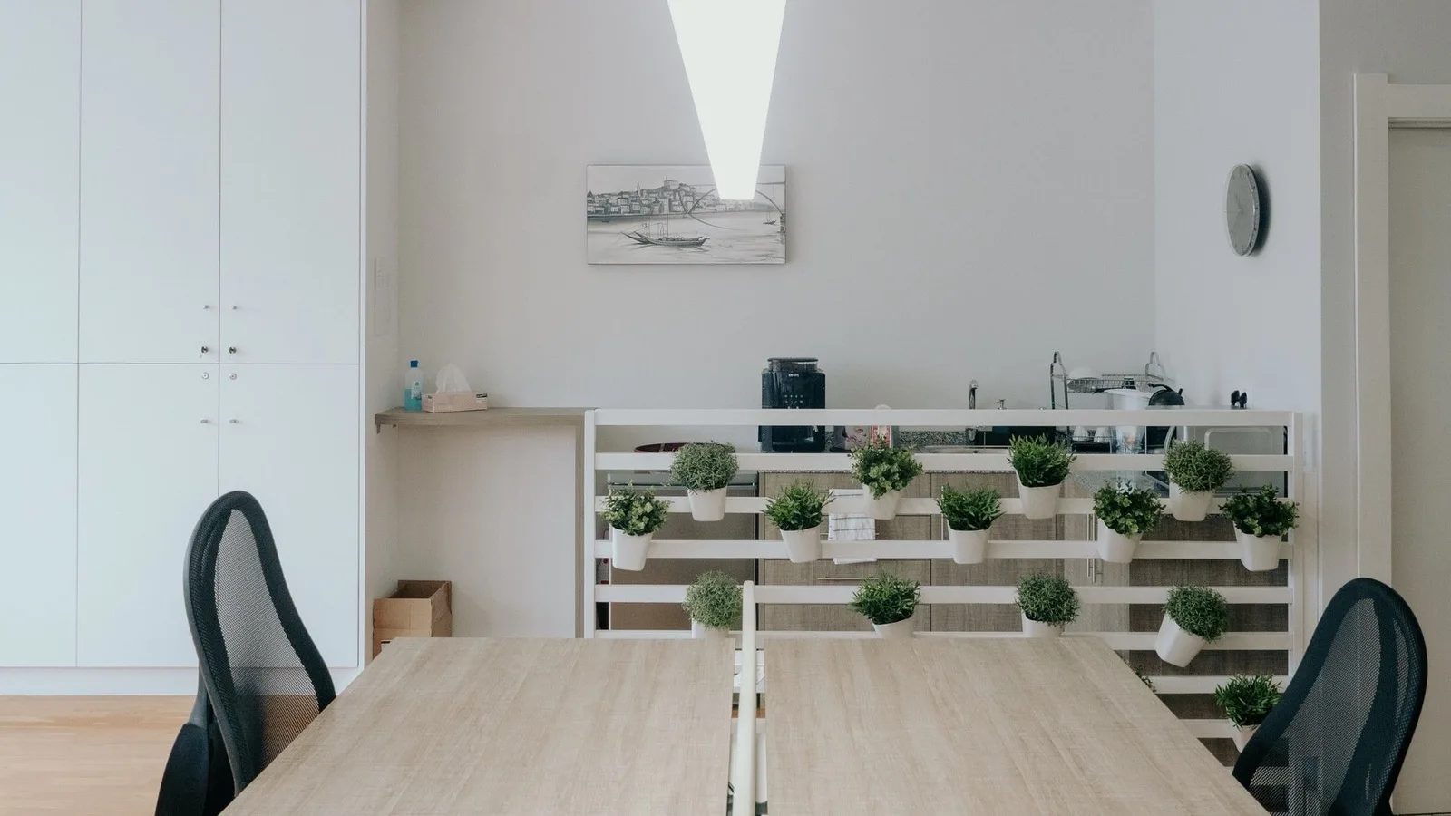 My Desk Coworking Solutions, Bureau privatif 2 postes, Maia