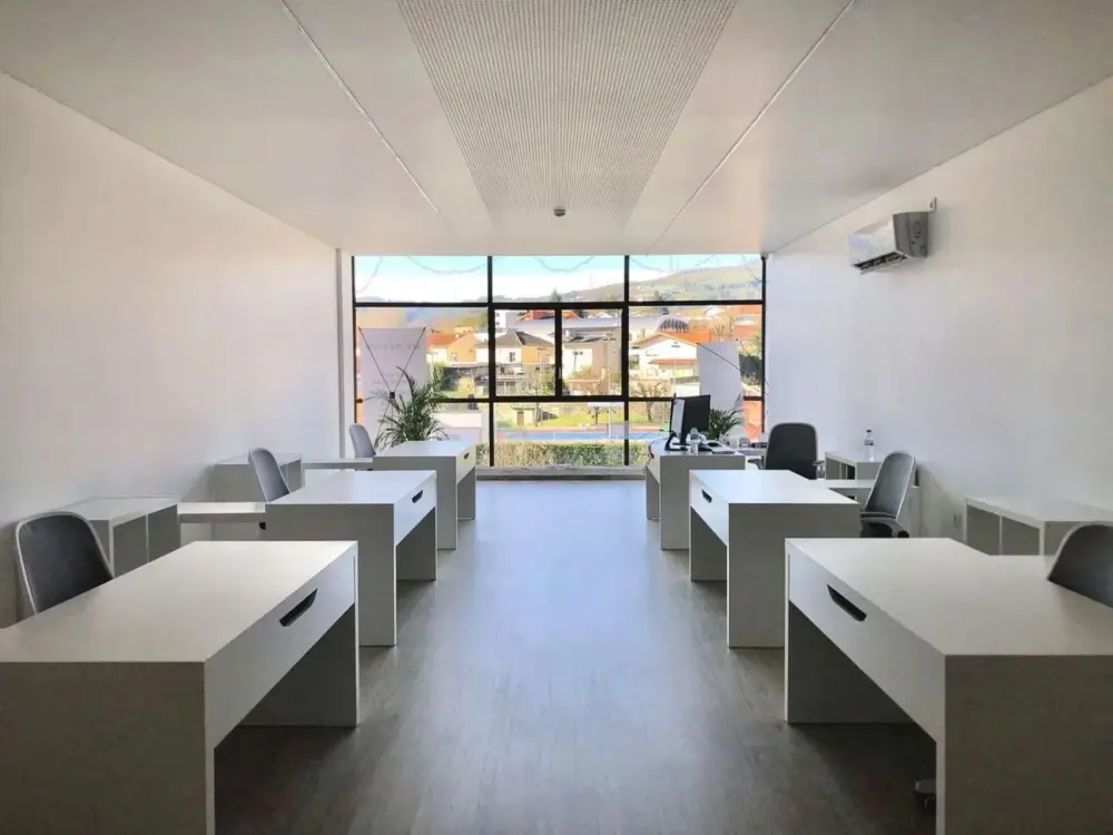 My Office, Open Space Dedicated Desk, Póvoa de Lanhoso