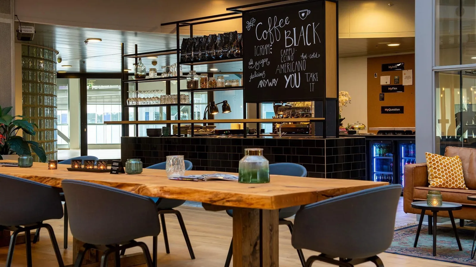 MyOffice Almere, Cafétéria, Almere