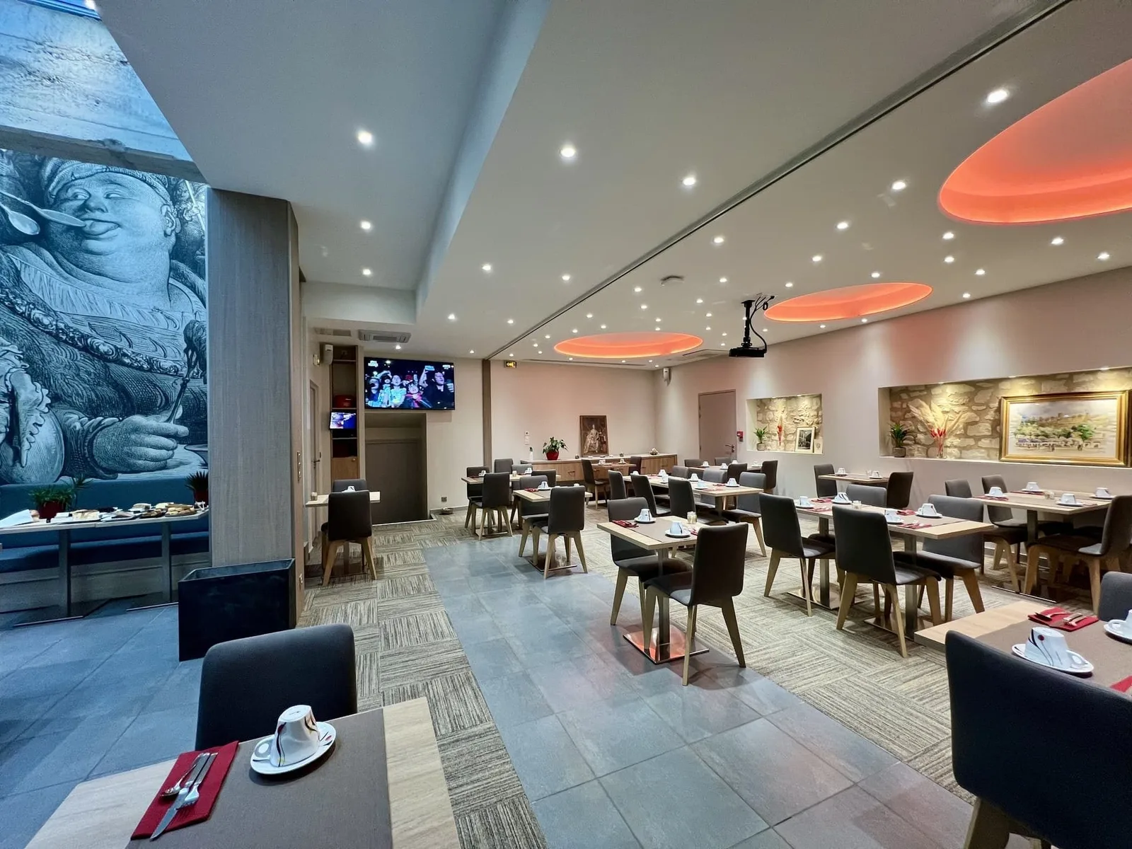 myWO Chinon, Cafétéria, Chinon