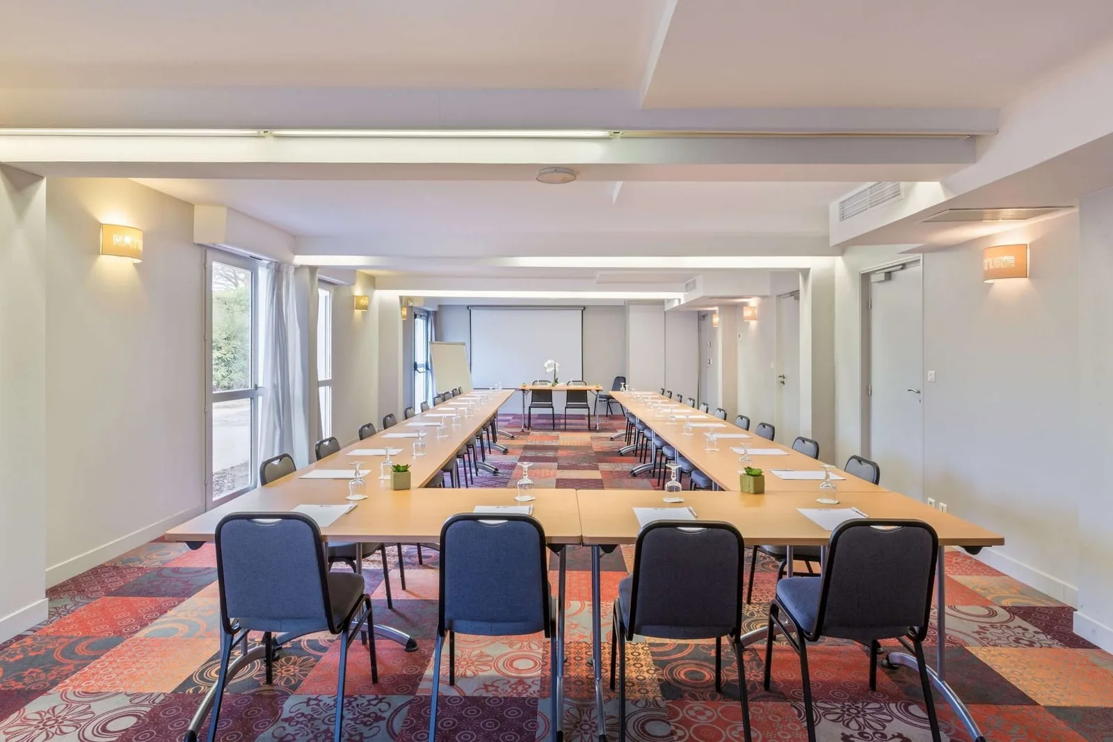 myWO Hyères, Besprechungsraum für 24 Personen, Hyères