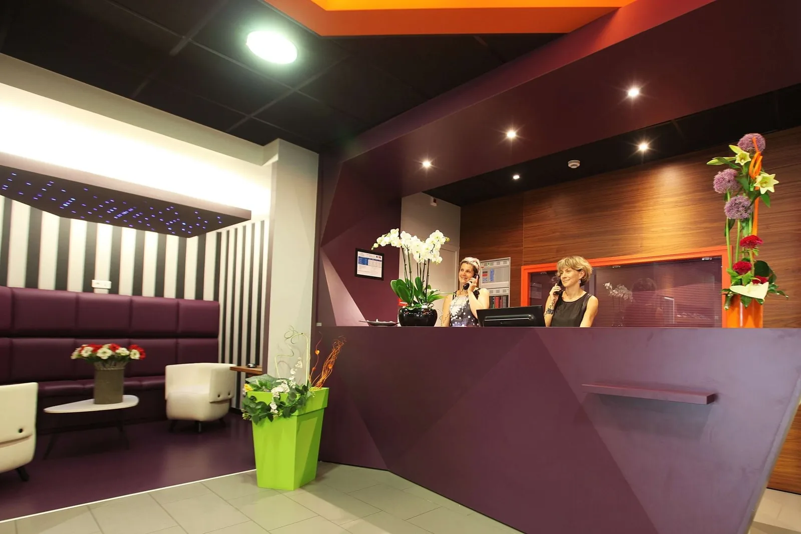 myWO Laval Centre, Reception, Laval