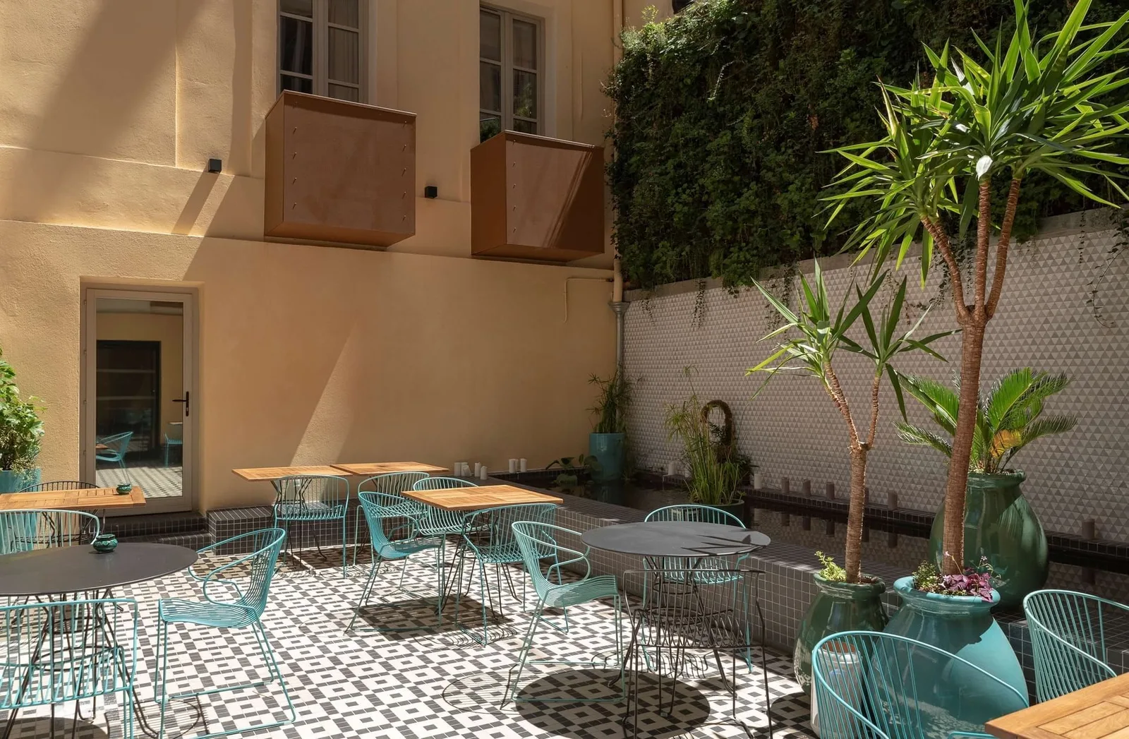 myWO Marseille Joliette, Terrace and outdoor space, Marseille 2e