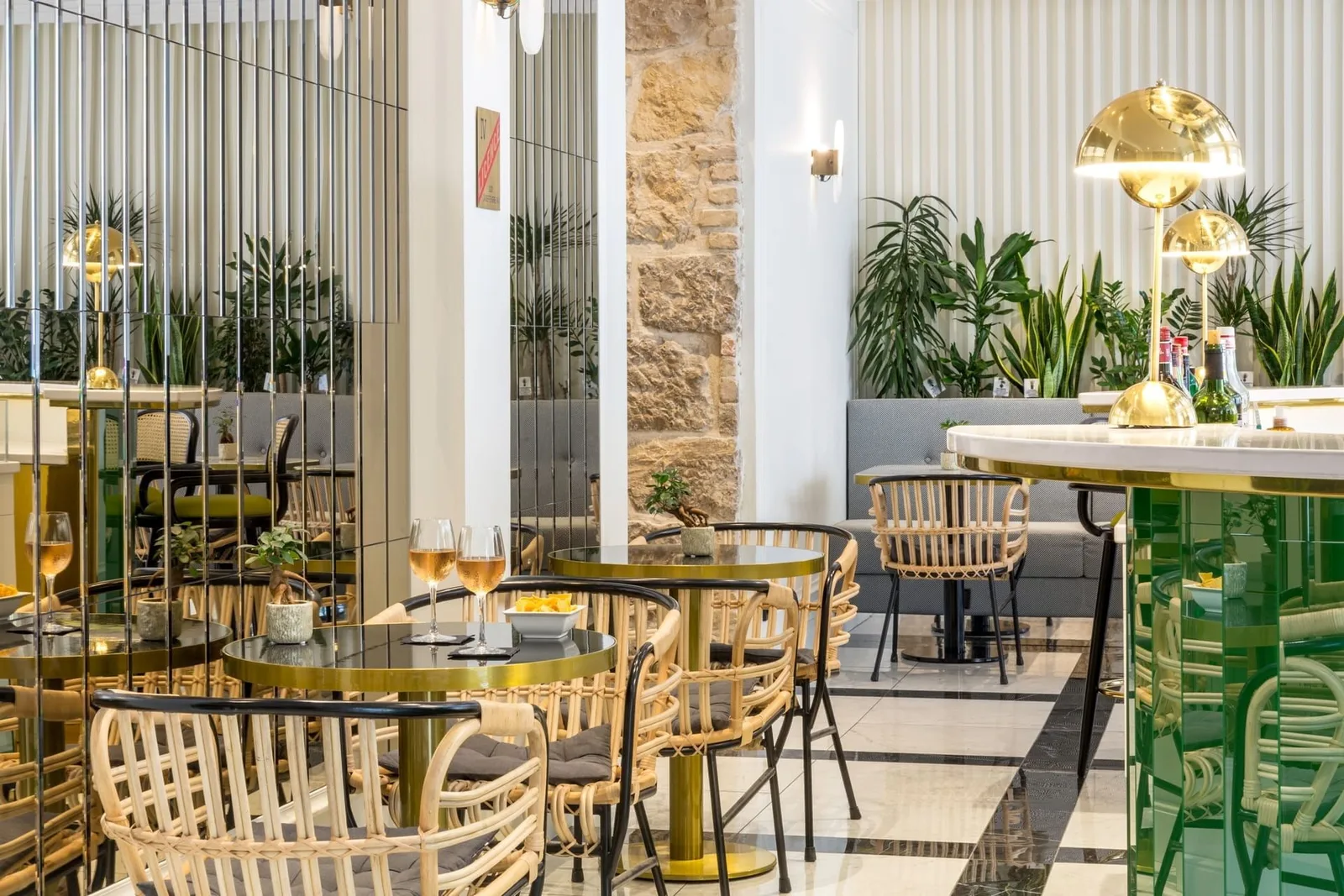 myWO Nice Grimaldi, Kantine, Nice